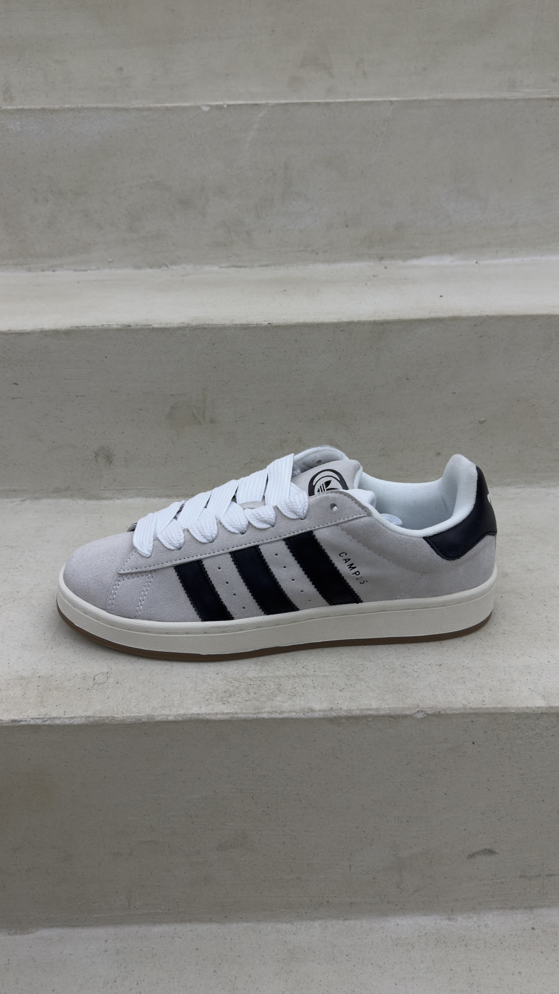 کفش آدیداس ADIDAS