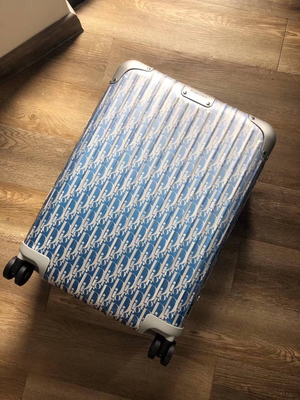 ⚫️ LUGGAGE ⚫️ چمدان